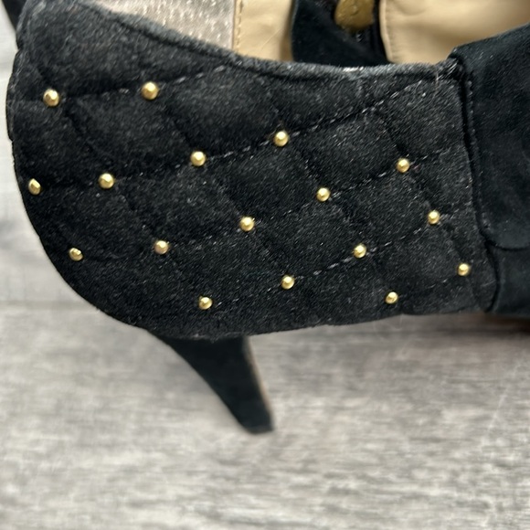 Adrienne Vittadini Suede Heel Ankle Booties  with gold studs Women size 8.5 - Picture 6 of 15